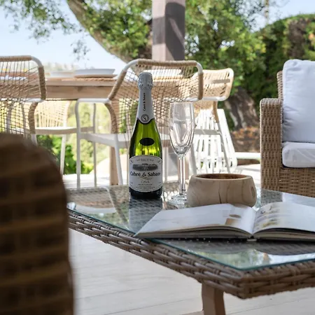 بيت للعطل Pergolas