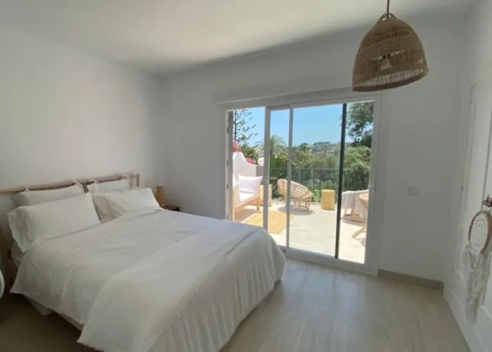 בית נופש Pergolas מארבלה