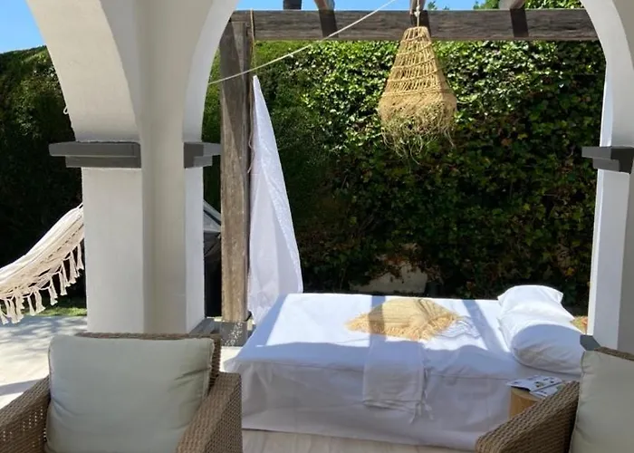 בית נופש Pergolas