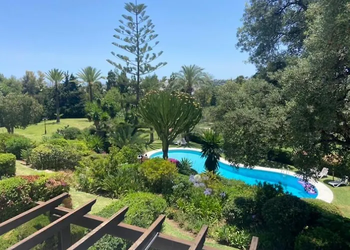 בית נופש Pergolas מארבלה