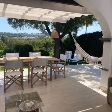 Pergolas * マルベーリャ